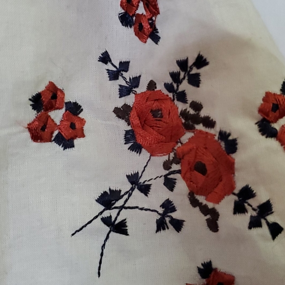 Top - Picture 9 of 16